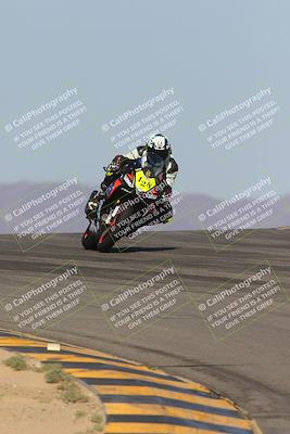 media/Oct-08-2023-CVMA (Sun) [[dbfe88ae3c]]/Race 3 Amateur Supersport Middleweight/